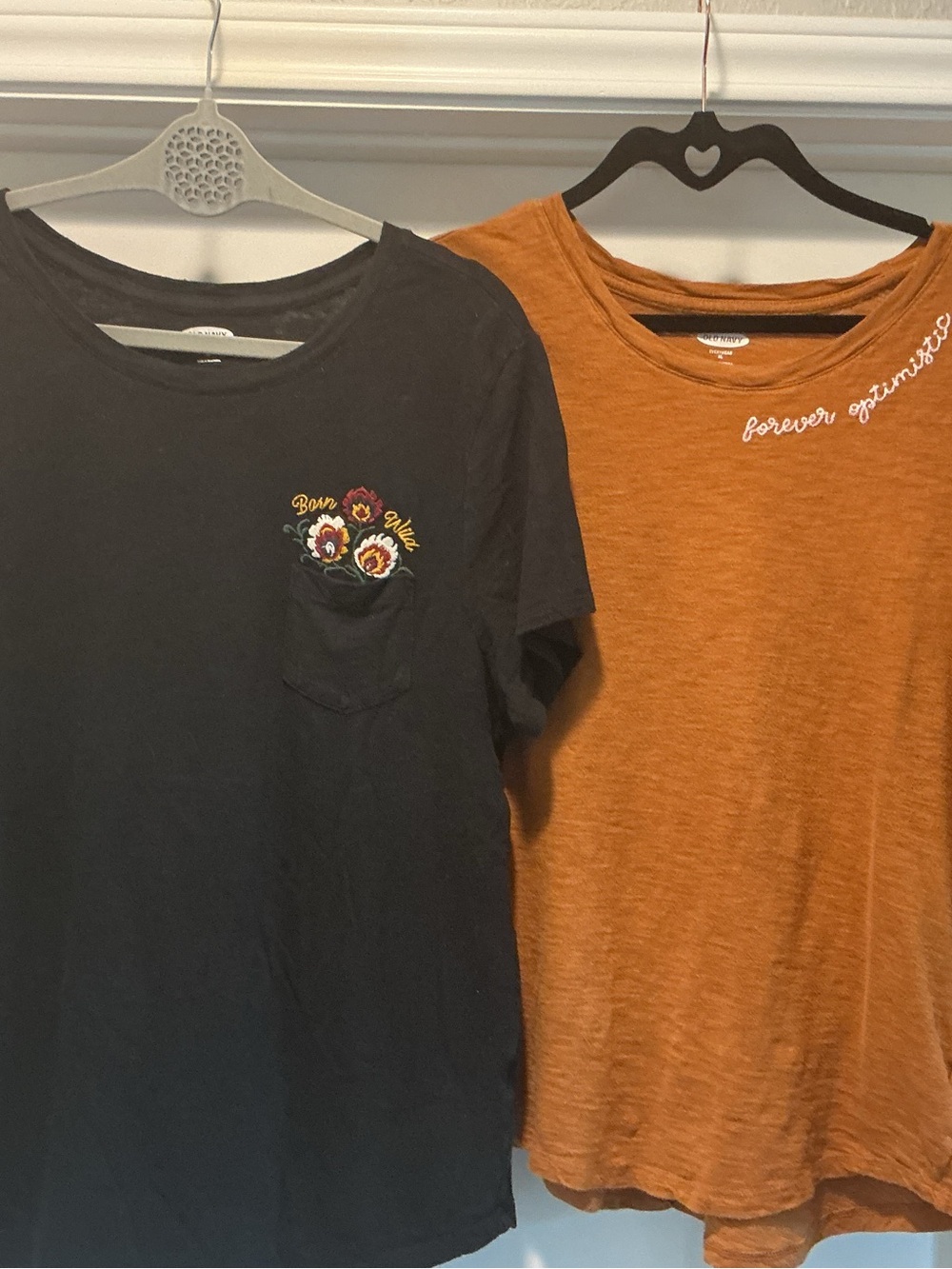 TWO Old Navy Black & Rust Orange Short Sleeve Tees XL